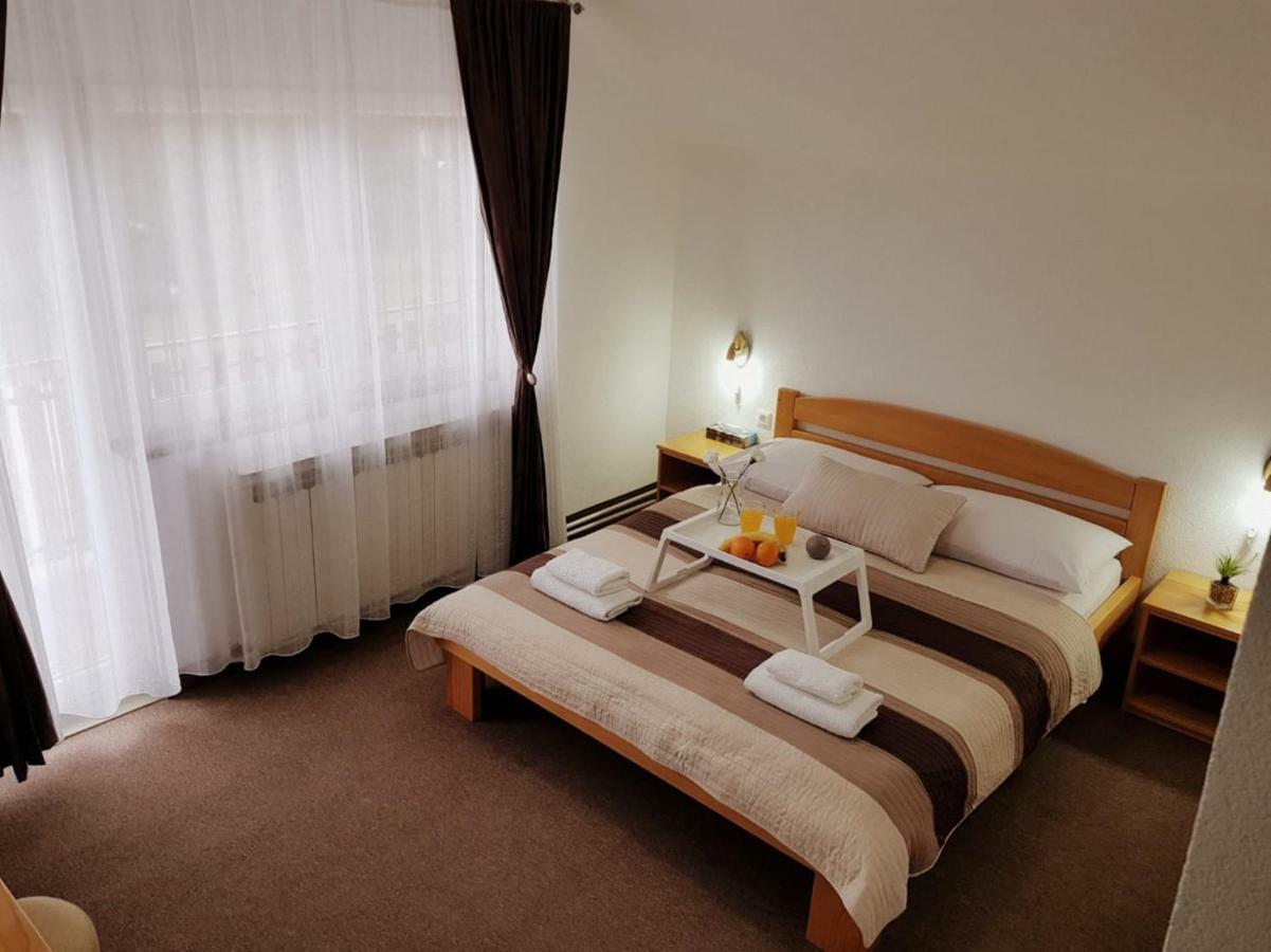 Guesthouse Kovacevic Korenica Extérieur photo