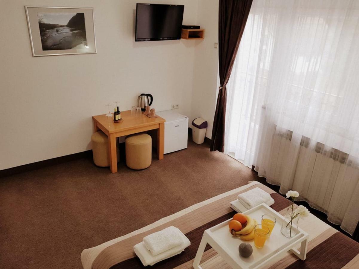 Guesthouse Kovacevic Korenica Extérieur photo